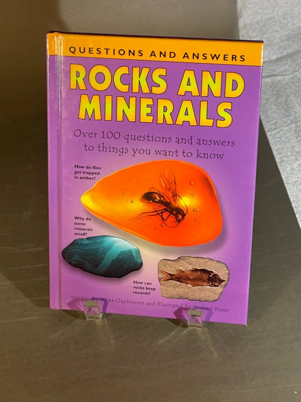 Rocks and Minerals Questions and Answers Hardback Parragon 2002